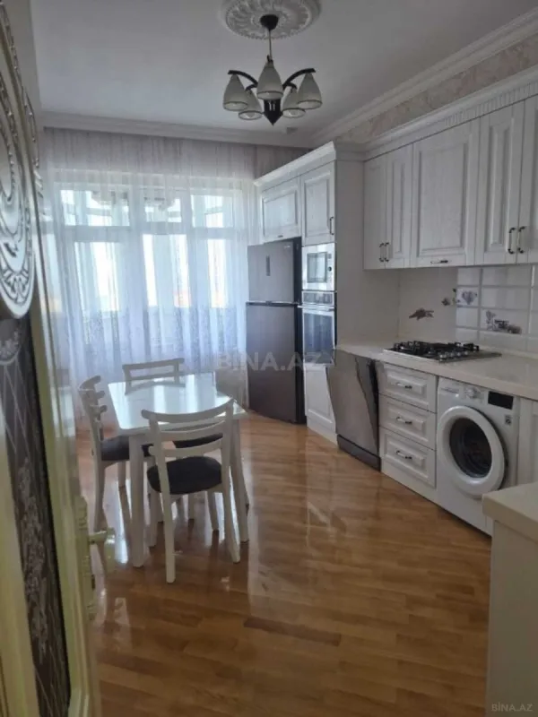 Satılır 2 otaqlı mənzil 100 m²
