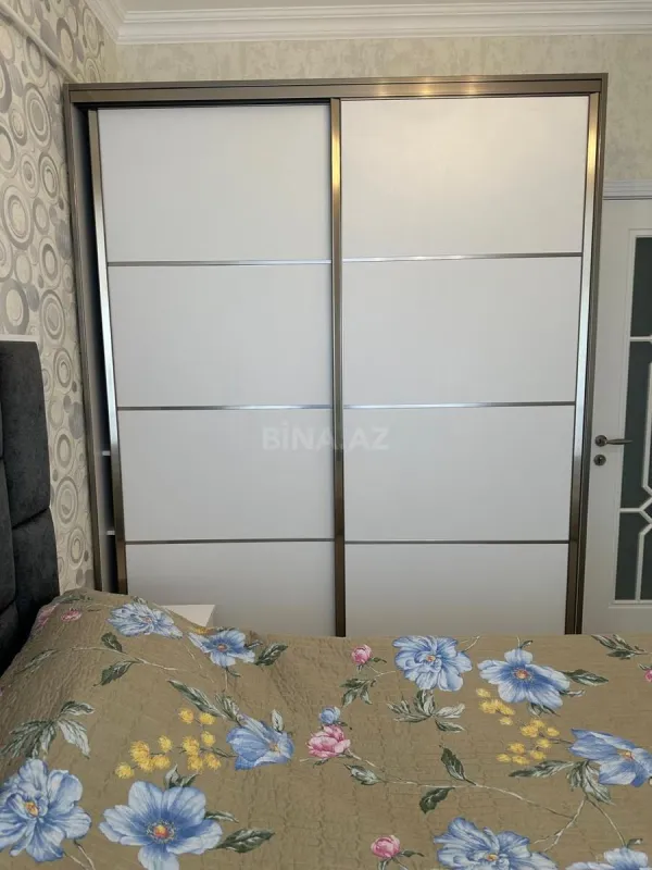 Kirayə verilir 2 otaqlı mənzil 71 m²
