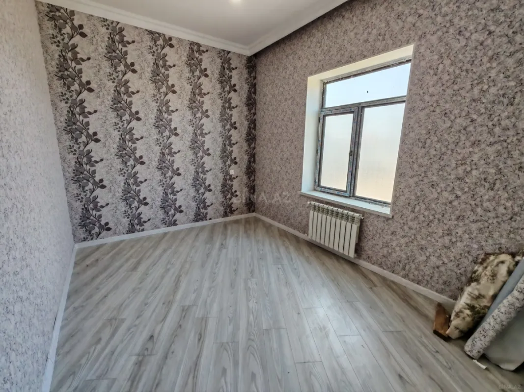 Satılır 5 otaqlı həyət evi 140 m²