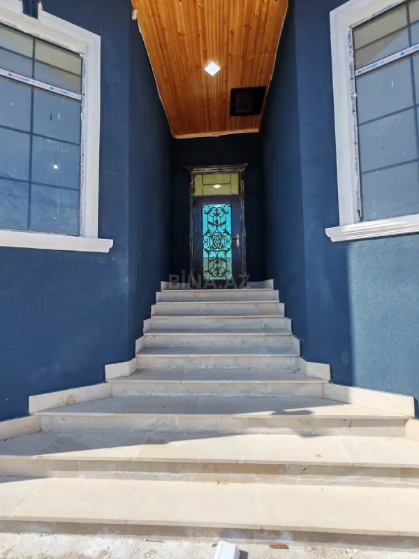 Satılır 5 otaqlı həyət evi 140 m²