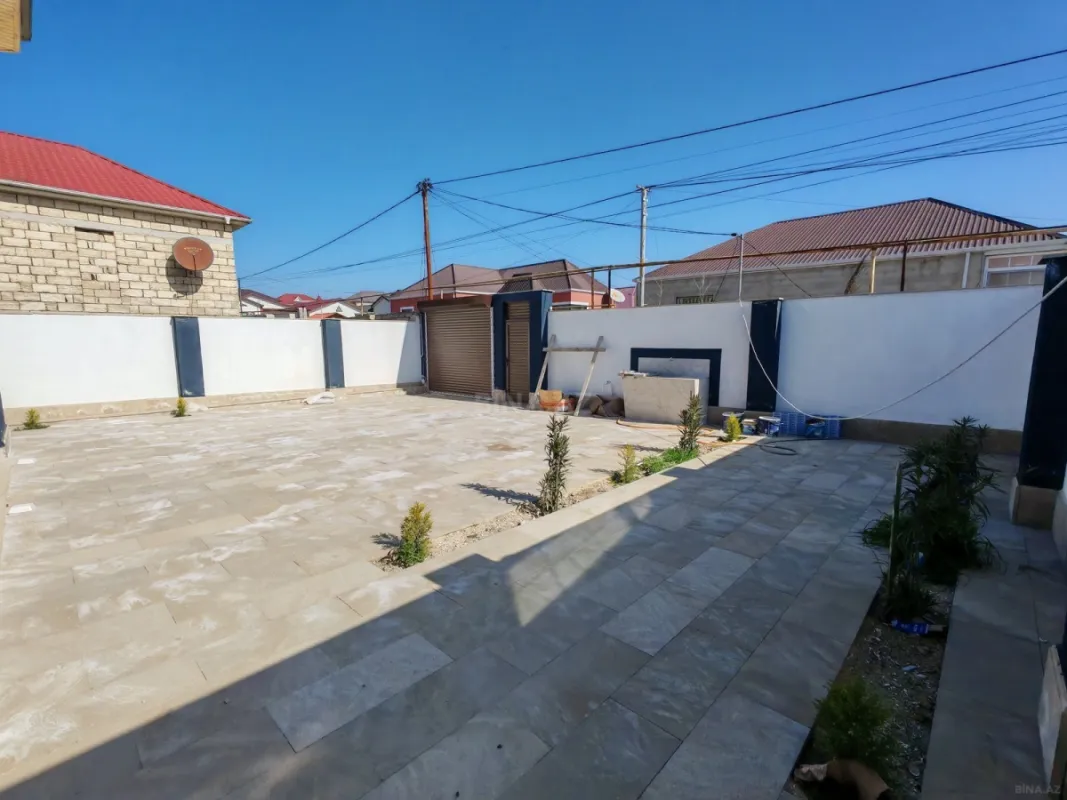Satılır 5 otaqlı həyət evi 140 m²