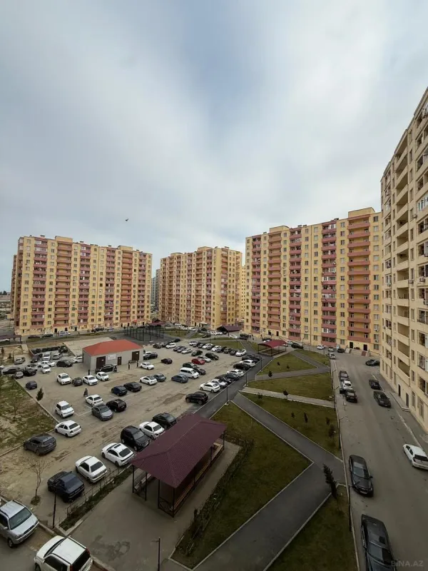 Satılır 3 otaqlı mənzil 120 m²