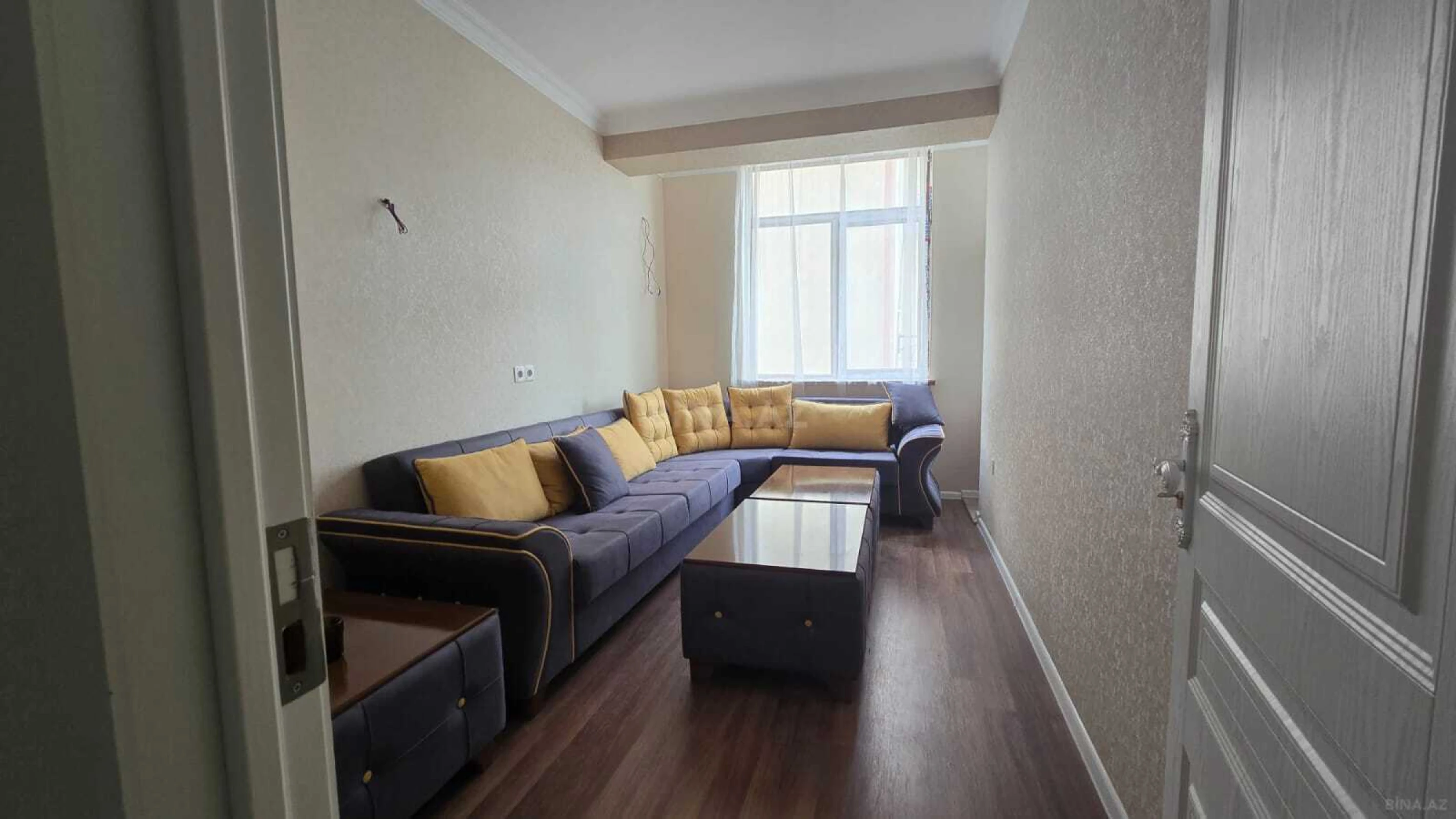 Satılır obyekt 1100 m²