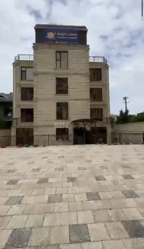 Satılır obyekt 1100 m²