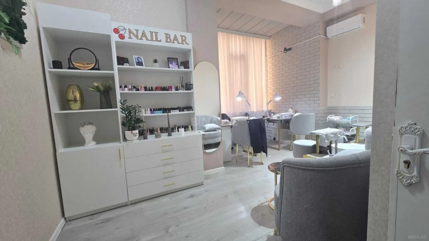 Satılır obyekt 1100 m²