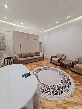 Kirayə verilir 1 otaqlı mənzil 50 m²