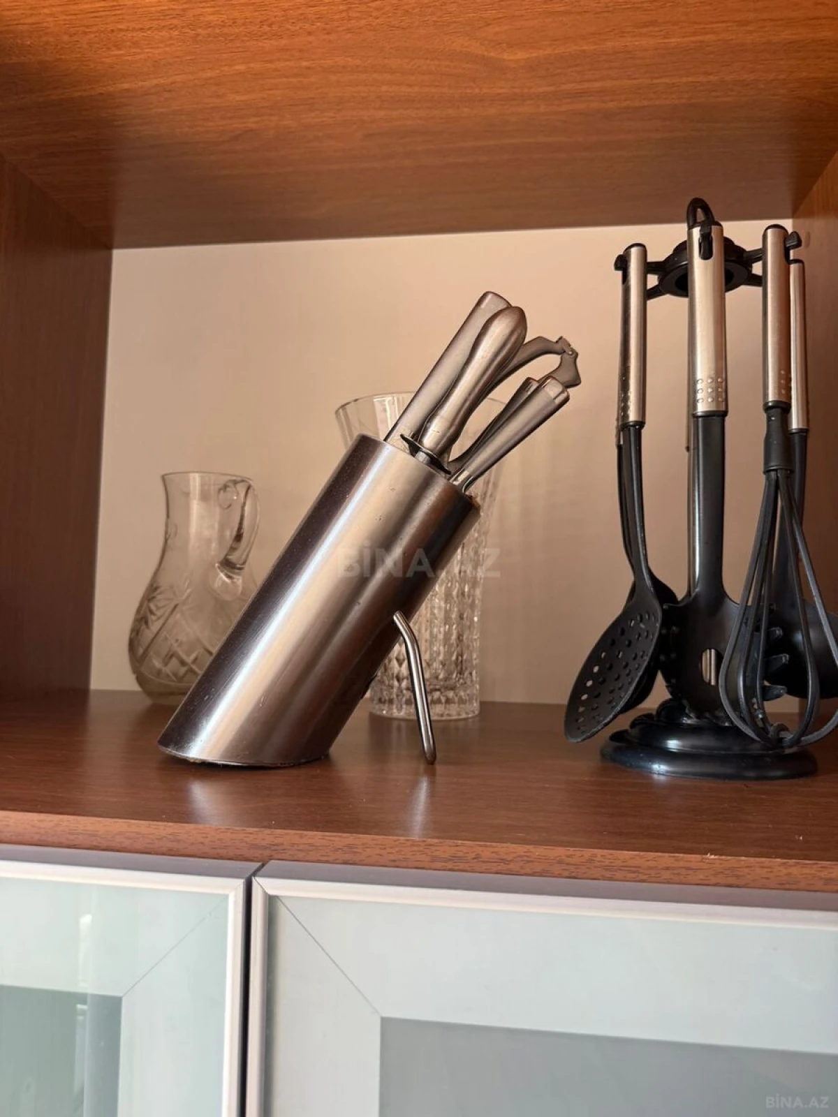 Kirayə verilir 2 otaqlı mənzil 96 m²