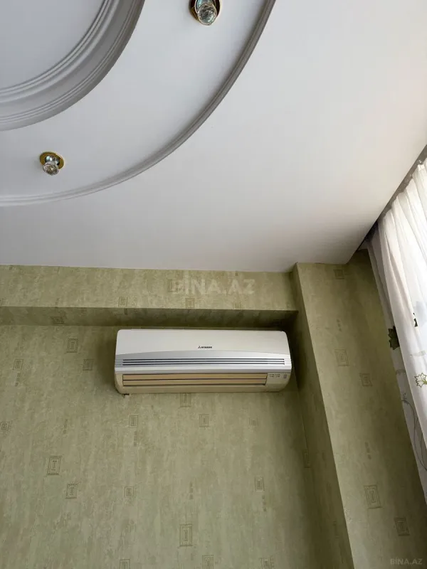 Kirayə verilir 2 otaqlı mənzil 96 m²