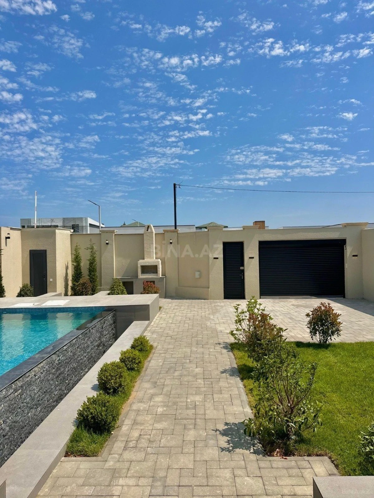 Satılır 4 otaqlı həyət evi 170 m²