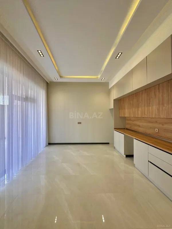 Satılır 4 otaqlı həyət evi 170 m²