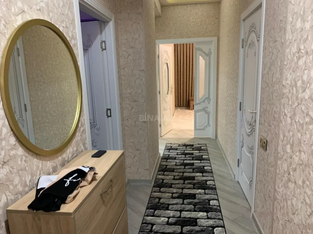Kirayə verilir 2 otaqlı mənzil 60 m²