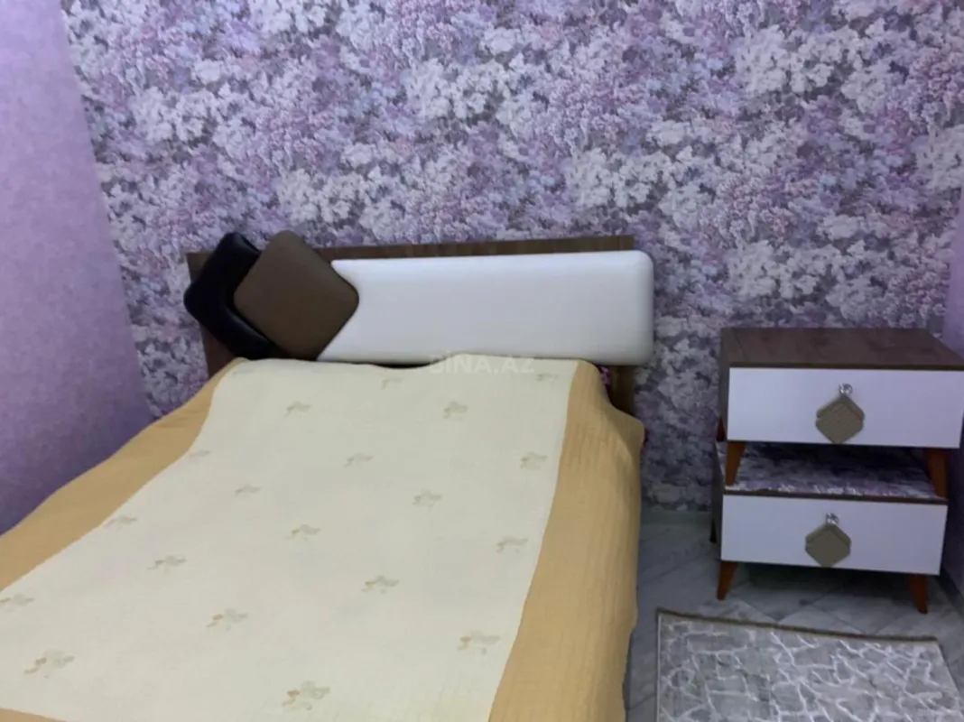 Kirayə verilir 2 otaqlı mənzil 60 m²