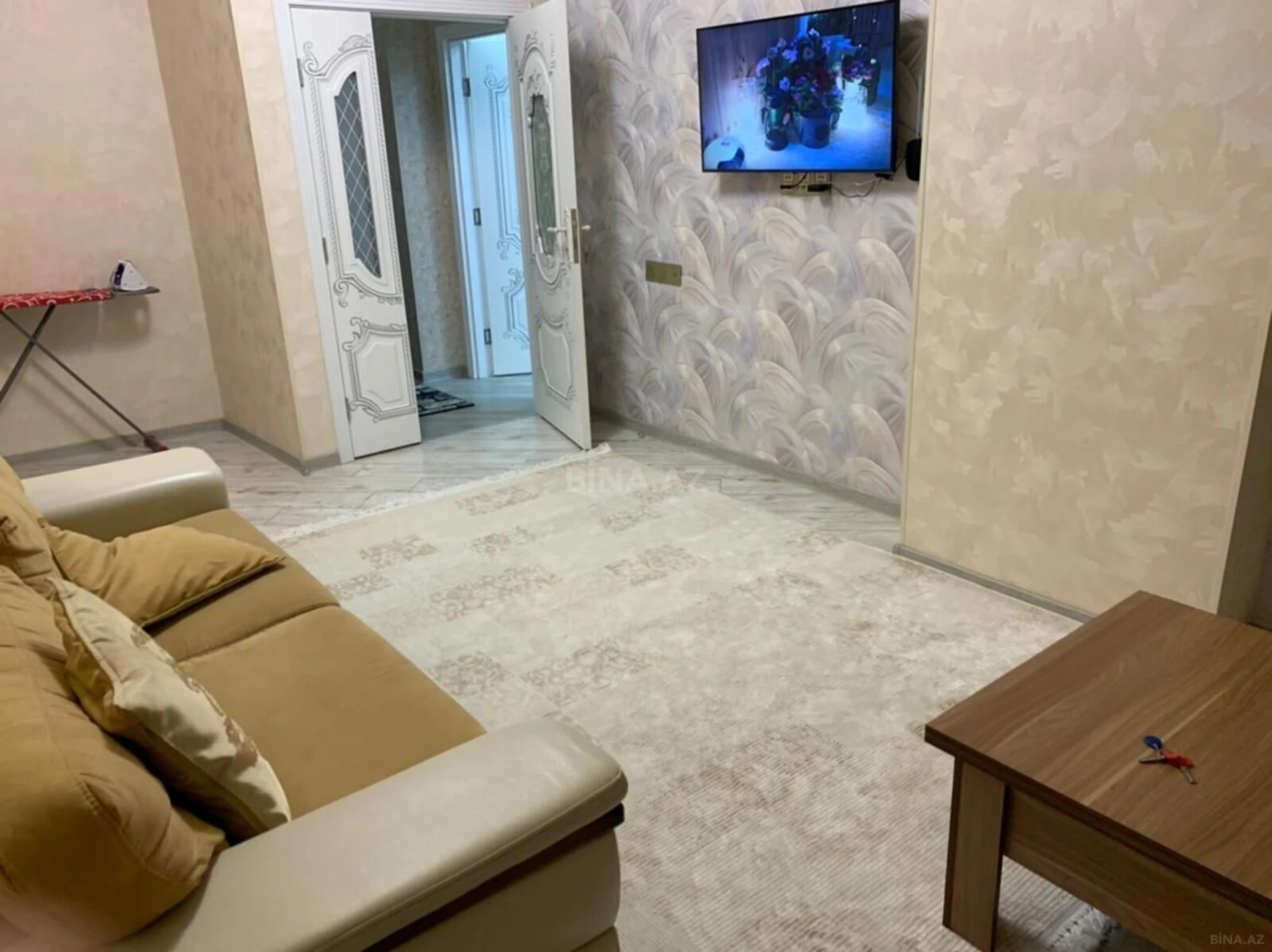 Kirayə verilir 2 otaqlı mənzil 60 m²