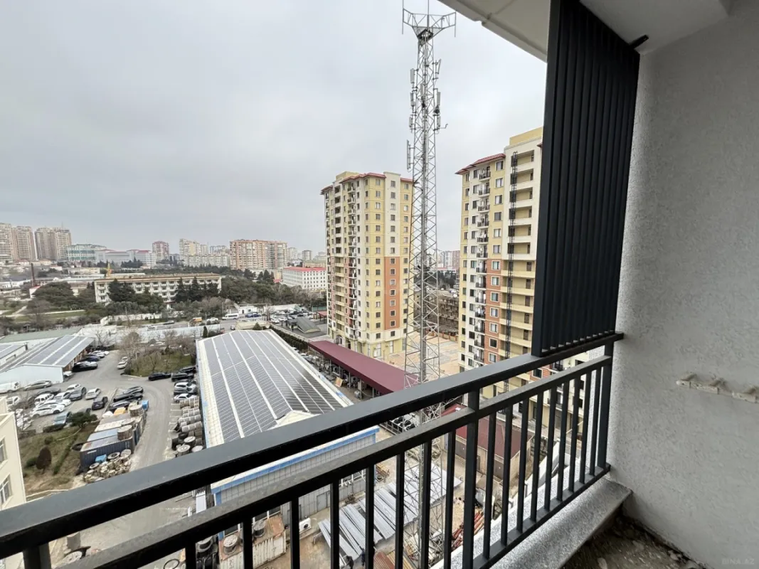 Satılır 3 otaqlı mənzil 106 m²