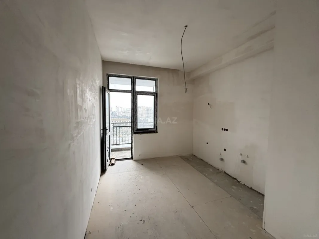 Satılır 3 otaqlı mənzil 106 m²