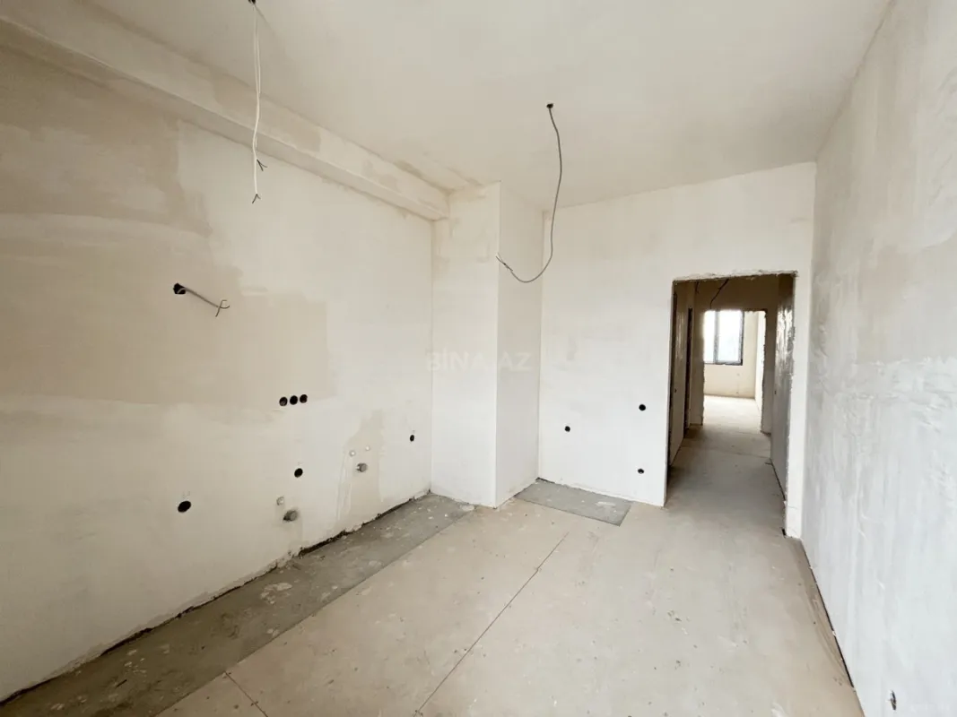 Satılır 3 otaqlı mənzil 106 m²