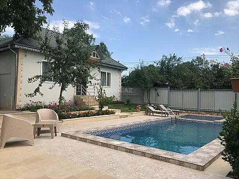 Kirayə verilir 3 otaqlı həyət evi 90 m²