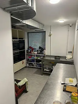 Satılır obyekt 42 m²