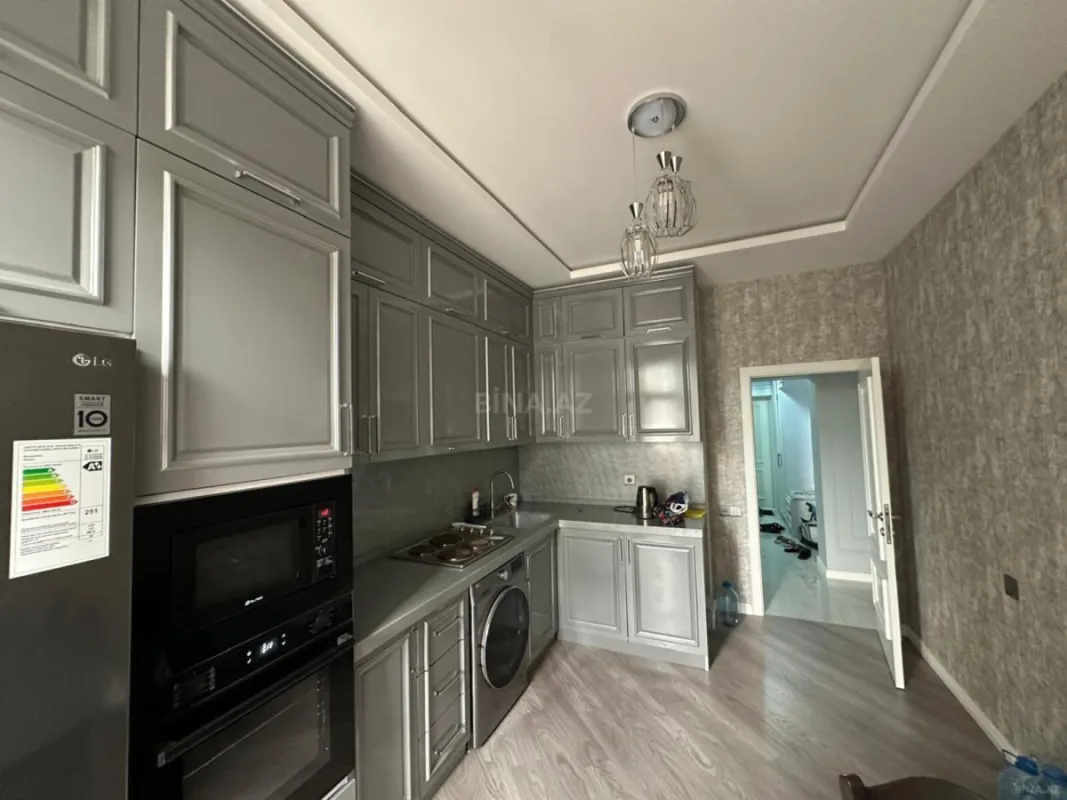 Kirayə verilir 3 otaqlı mənzil 100 m²