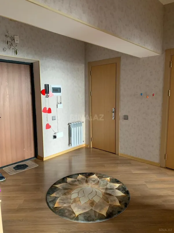 Satılır 2 otaqlı mənzil 85 m²