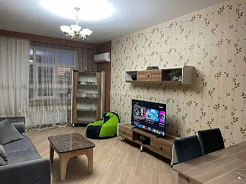 Satılır 3 otaqlı mənzil 110 m²