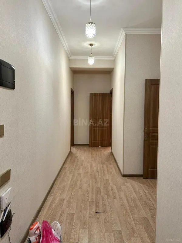 Satılır 2 otaqlı mənzil 68 m²
