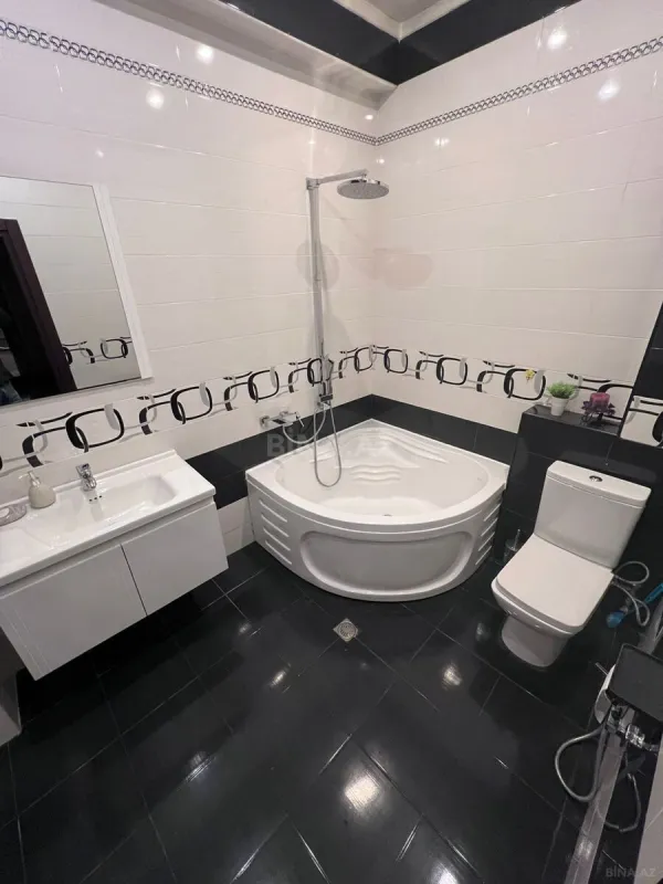 Kirayə verilir 2 otaqlı mənzil 100 m²