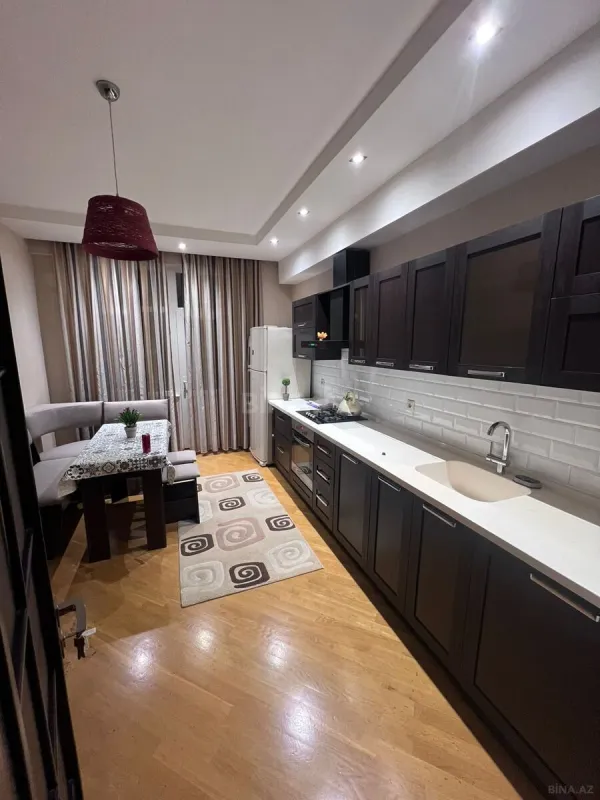 Kirayə verilir 2 otaqlı mənzil 100 m²