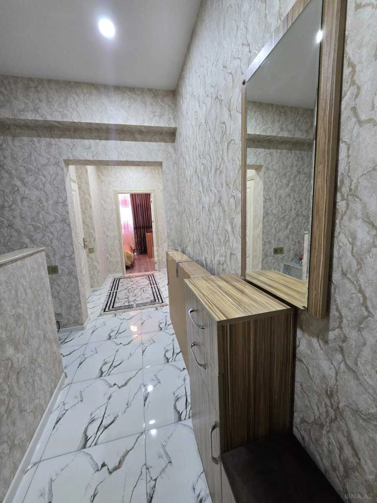 Satılır 2 otaqlı mənzil 52 m²