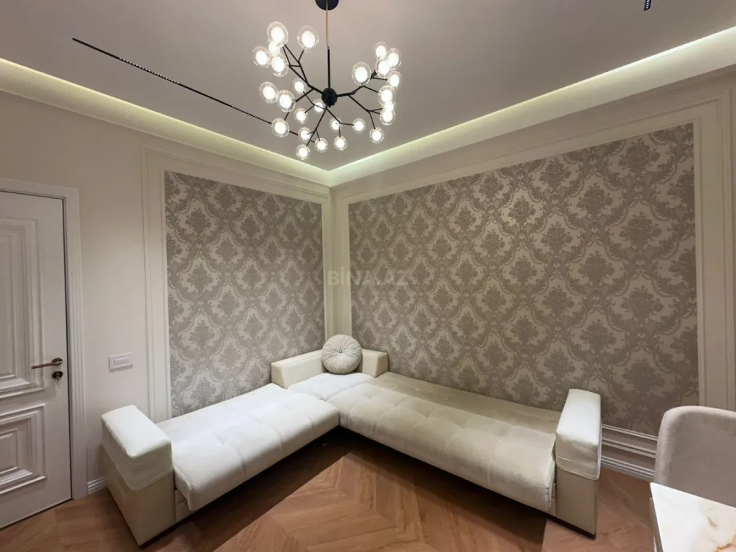 Kirayə verilir 2 otaqlı mənzil 87 m²