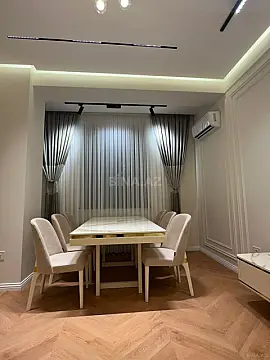 Kirayə verilir 2 otaqlı mənzil 87 m²