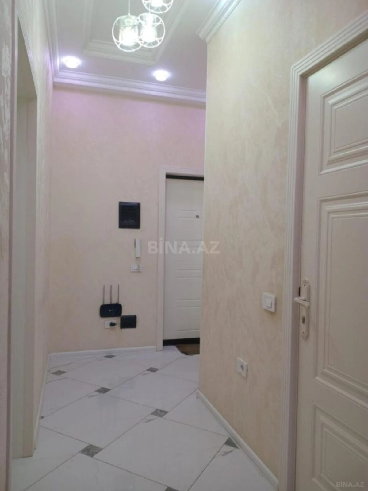 Satılır 3 otaqlı mənzil 77 m²