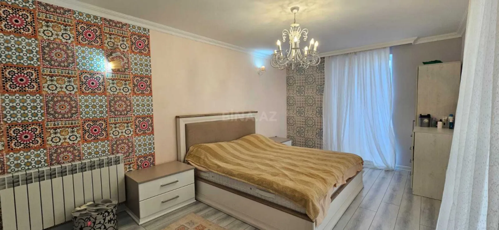 Satılır 5 otaqlı həyət evi 200 m²