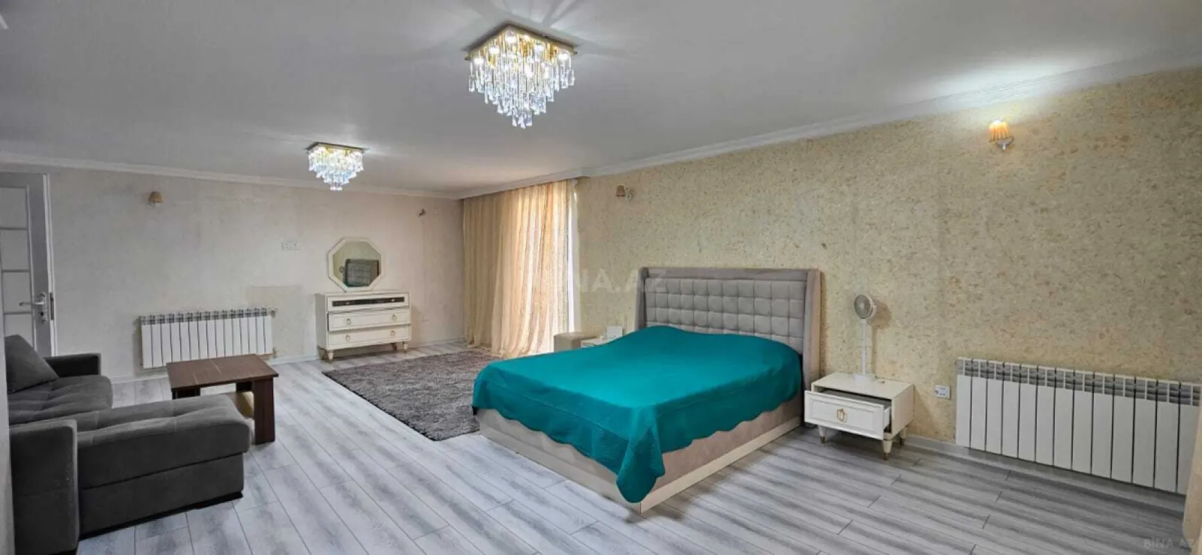 Satılır 5 otaqlı həyət evi 200 m²