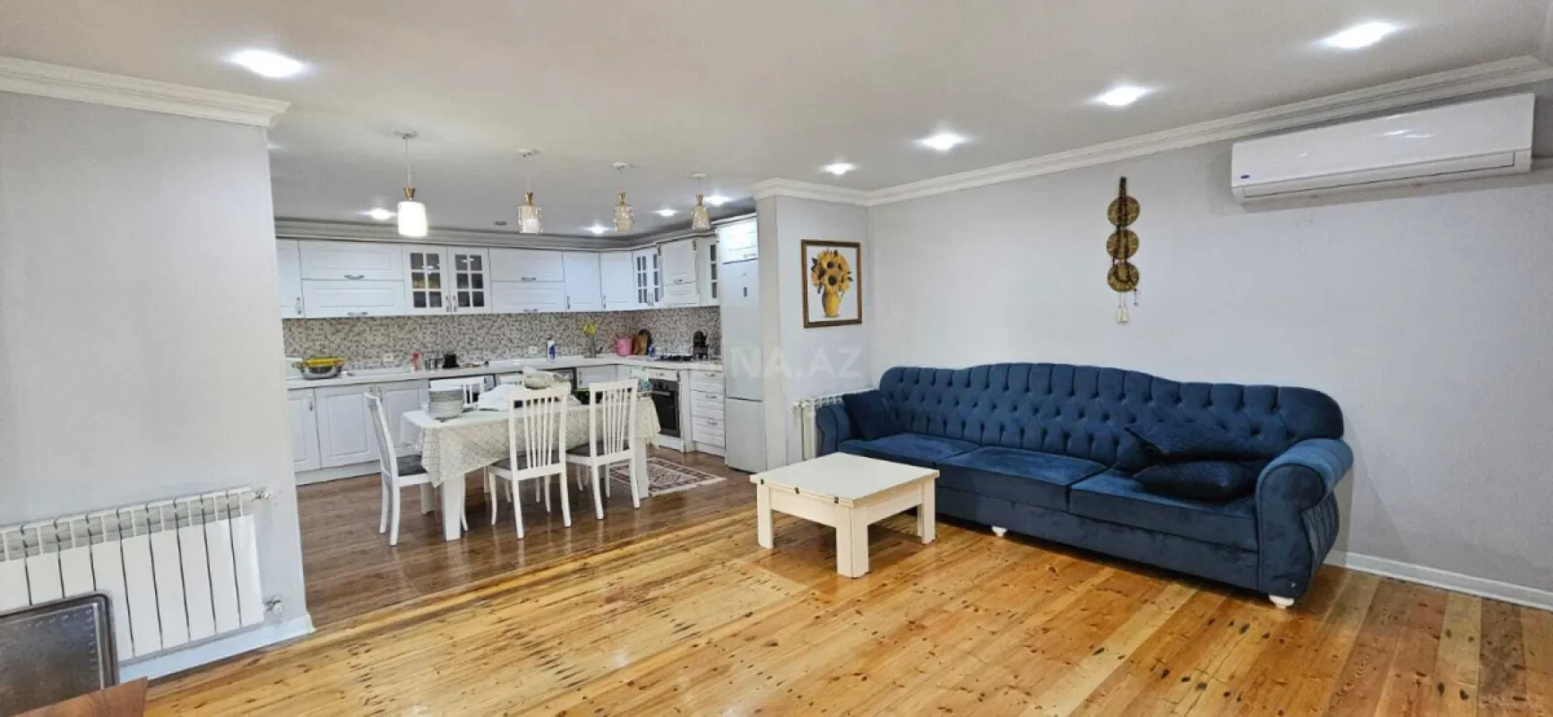 Satılır 5 otaqlı həyət evi 200 m²