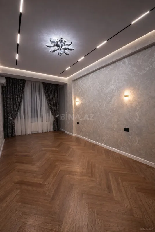 Satılır 3 otaqlı mənzil 95 m²