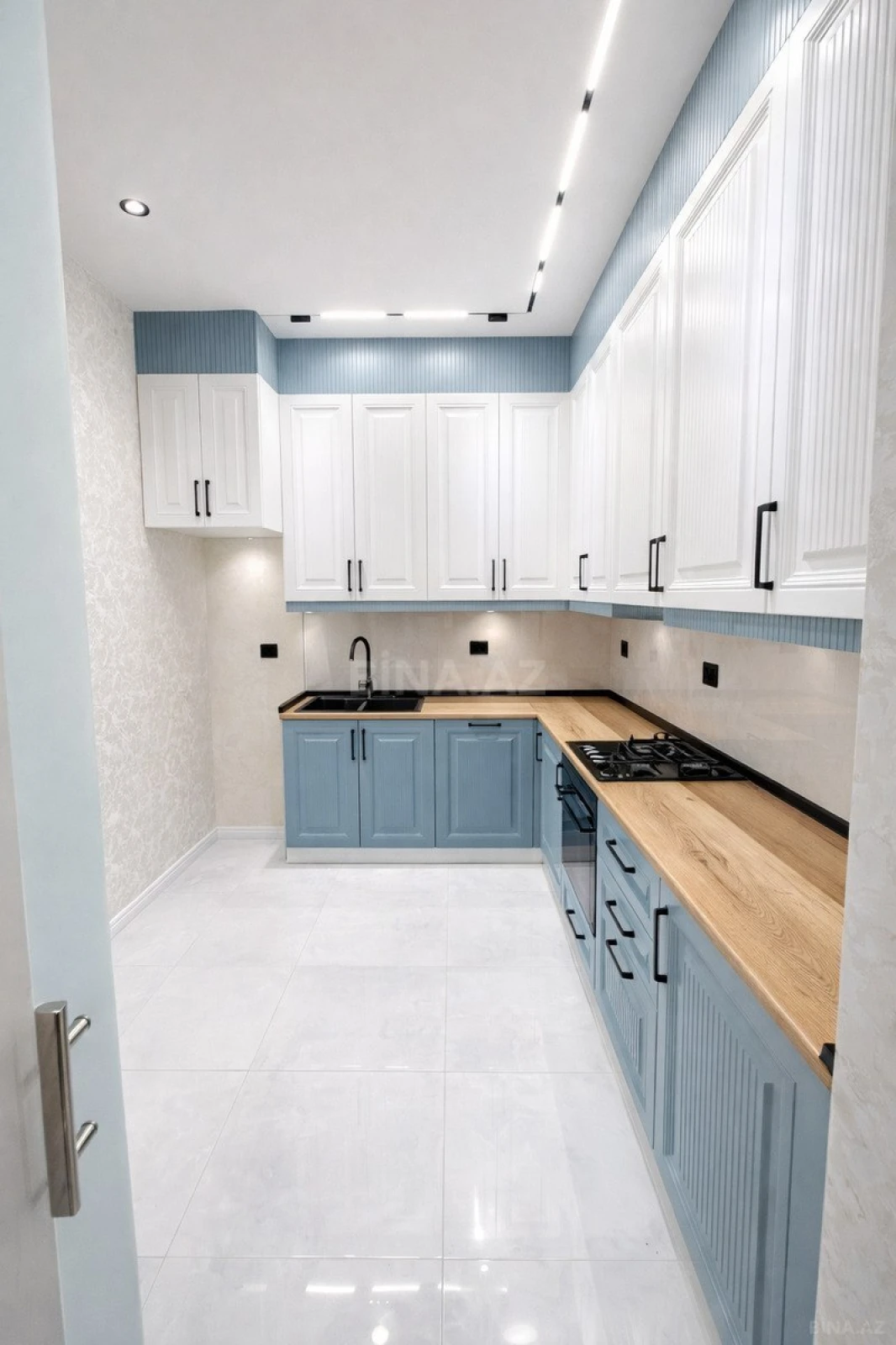 Satılır 3 otaqlı mənzil 95 m²