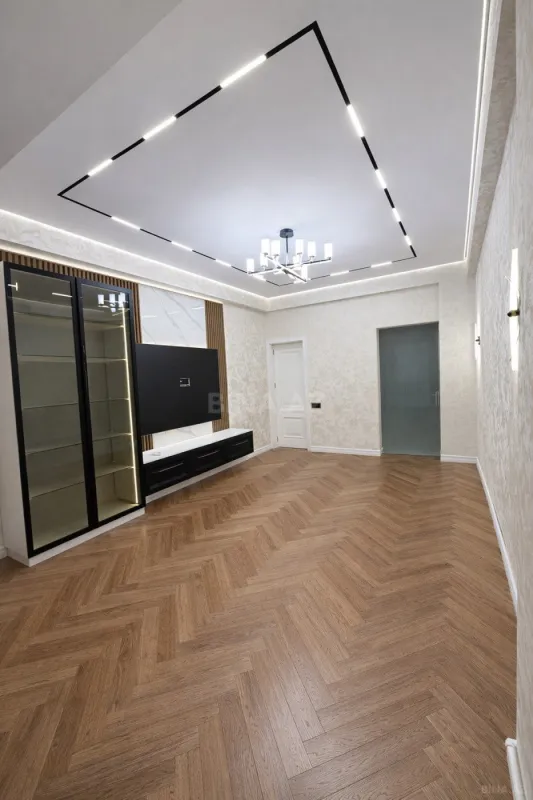 Satılır 3 otaqlı mənzil 95 m²