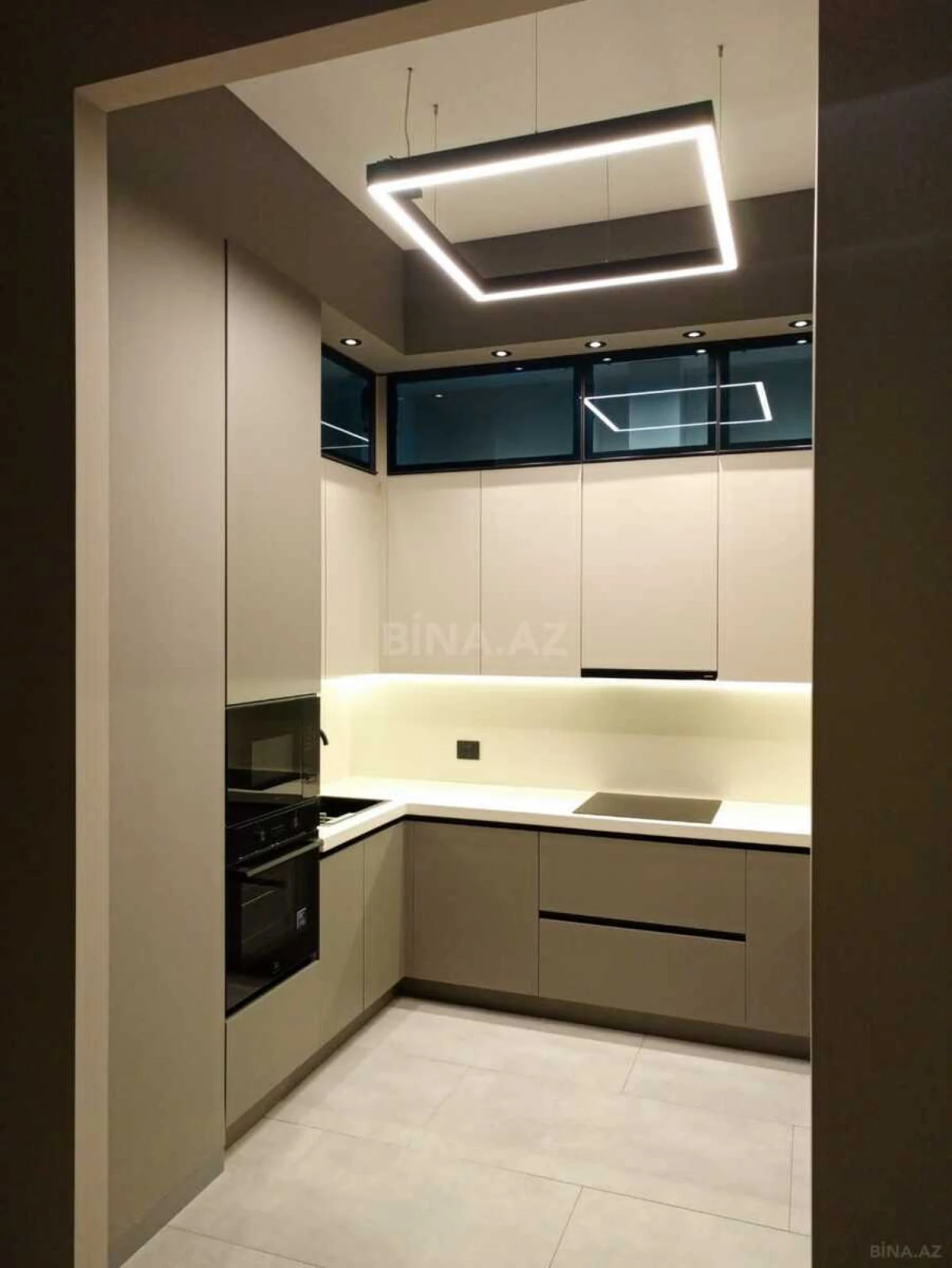 Kirayə verilir 3 otaqlı mənzil 120 m²