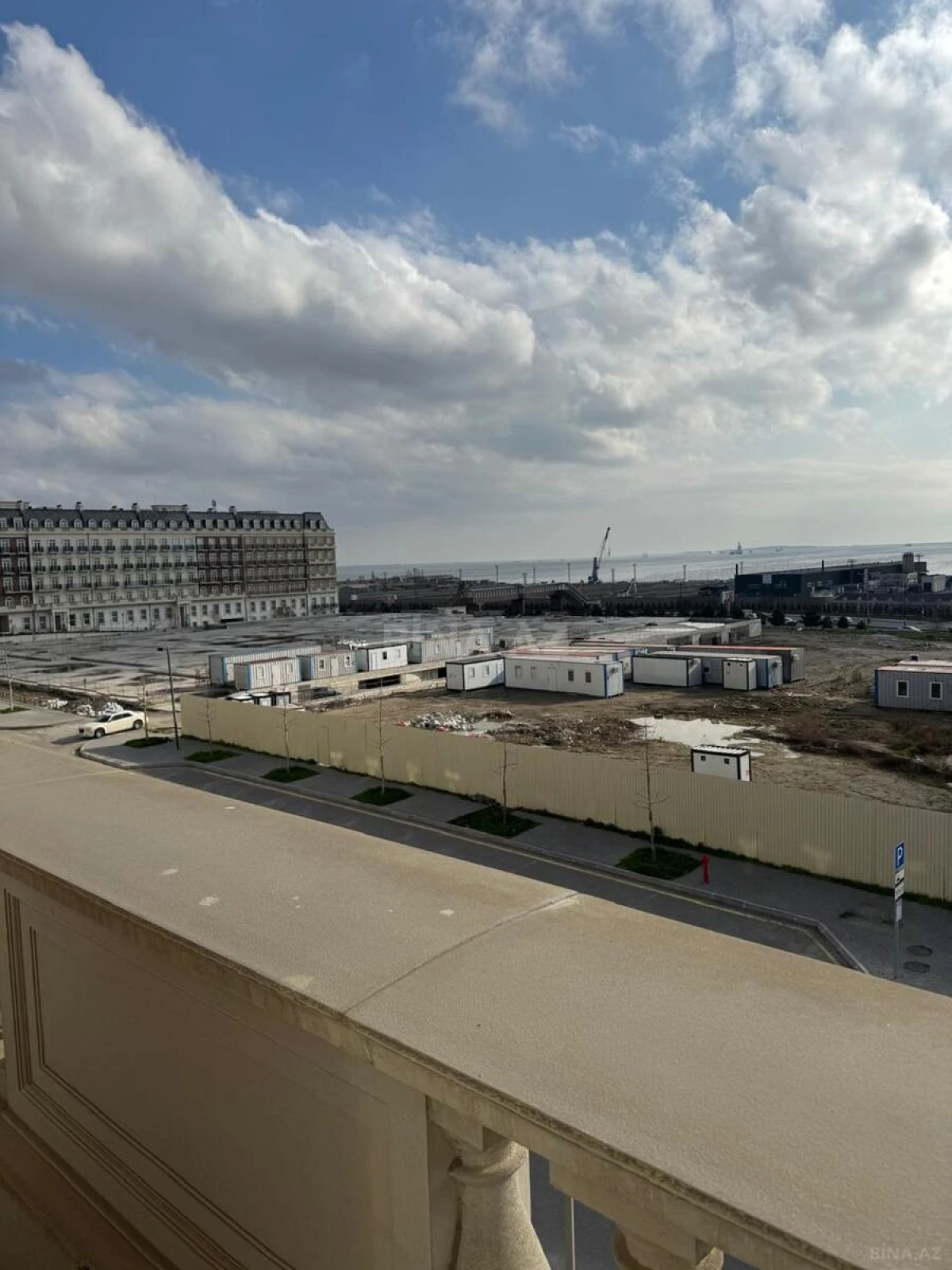 Kirayə verilir 3 otaqlı mənzil 120 m²