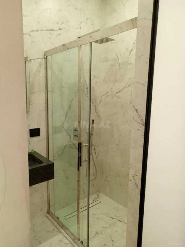 Kirayə verilir 3 otaqlı mənzil 120 m²