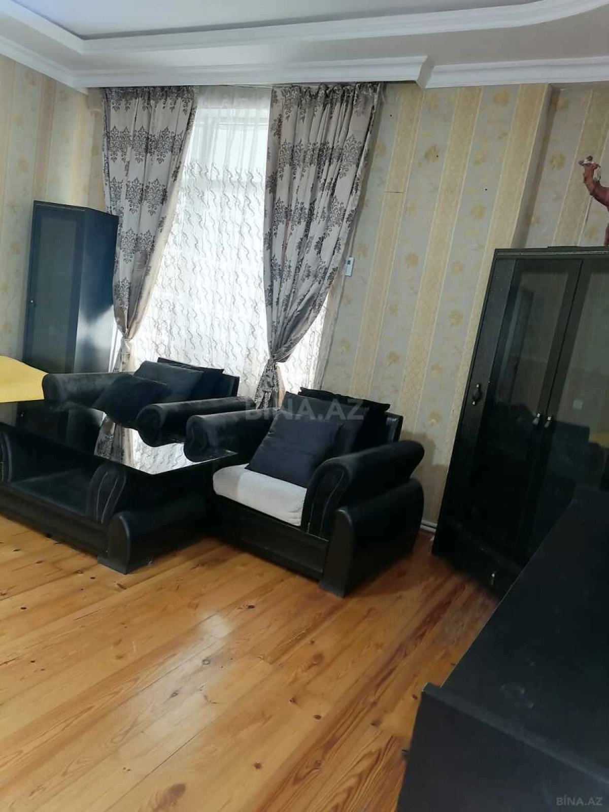 Kirayə verilir 2 otaqlı mənzil 80 m²