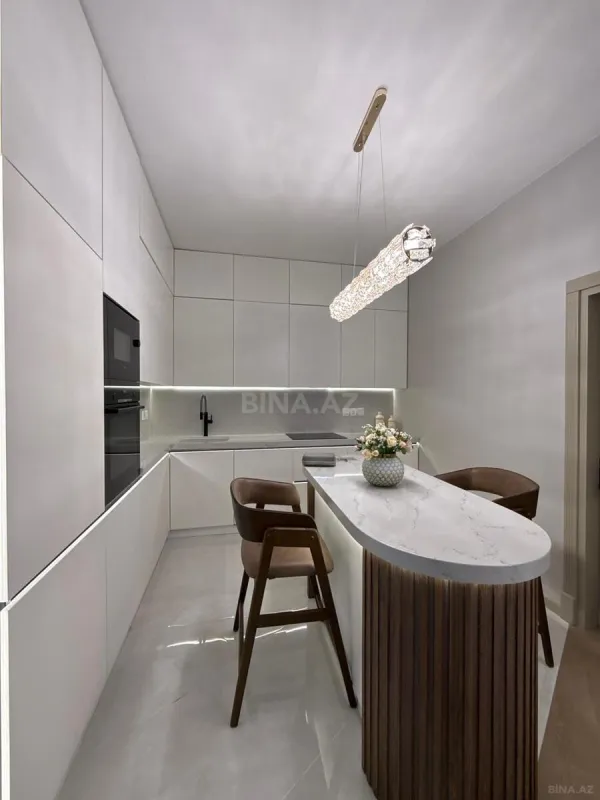 Satılır 2 otaqlı mənzil 68 m²