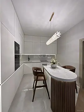 Satılır 2 otaqlı mənzil 68 m²