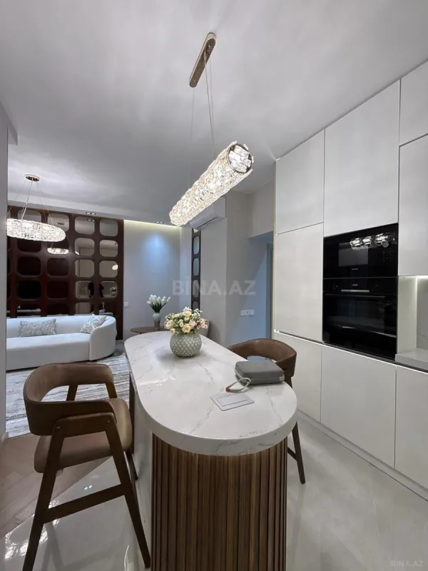 Satılır 2 otaqlı mənzil 68 m²