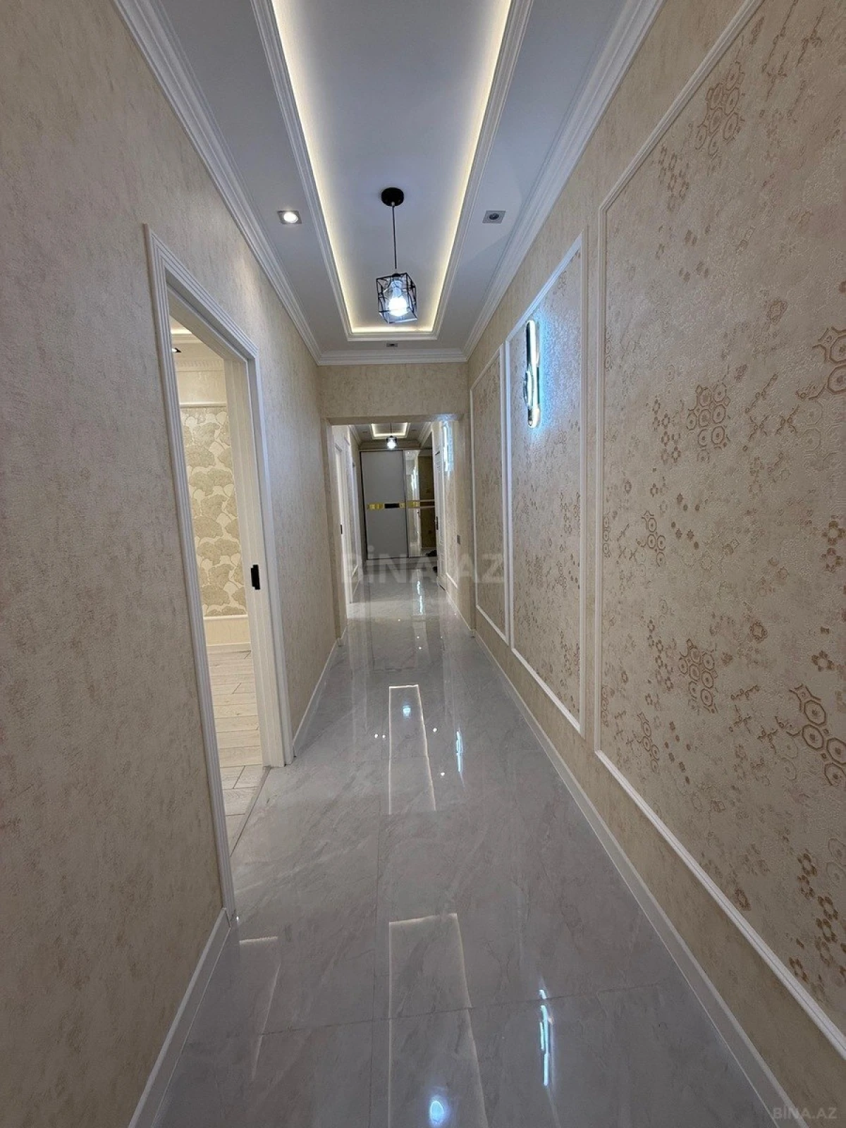 Satılır 3 otaqlı mənzil 116 m²