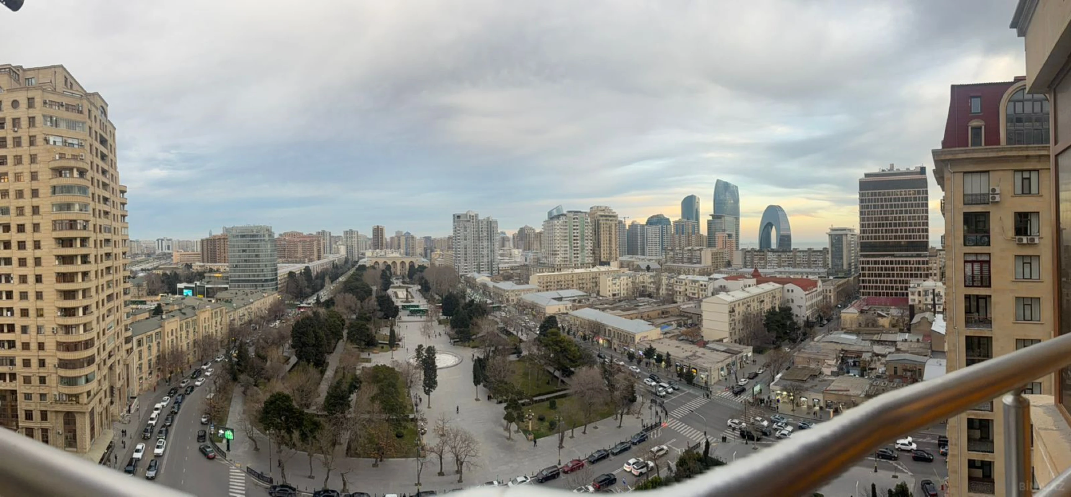 Kirayə verilir 2 otaqlı mənzil 82.5 m²