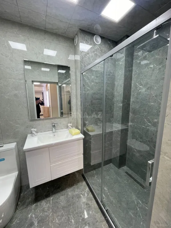 Kirayə verilir 4 otaqlı mənzil 100 m²