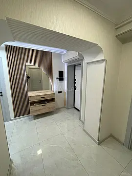 Kirayə verilir 4 otaqlı mənzil 100 m²