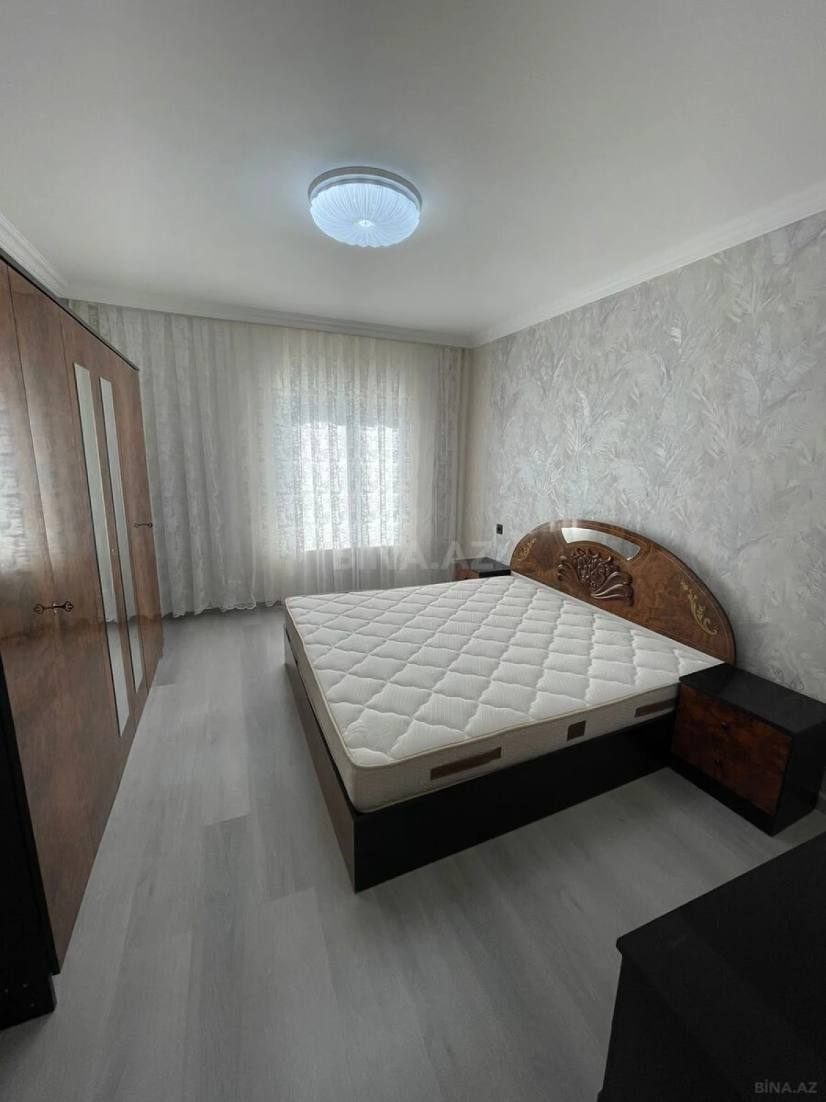 Kirayə verilir 4 otaqlı mənzil 100 m²